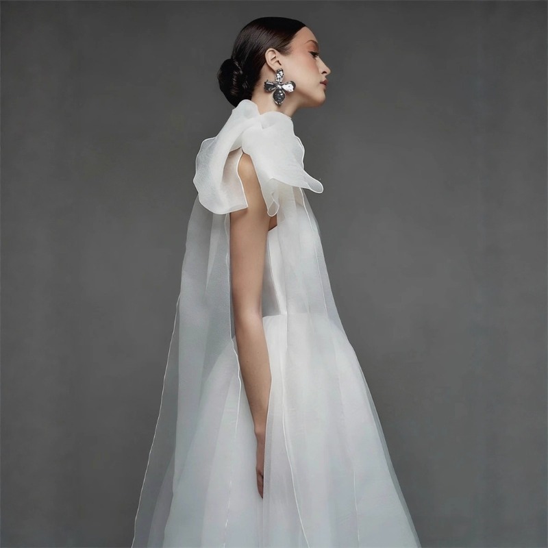 Vestido Largo de Satén Blanco  - Photography Lighting Basics reseña y precio